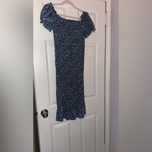 Floral Puff Sleeve Bodycon Dress. Size Medium